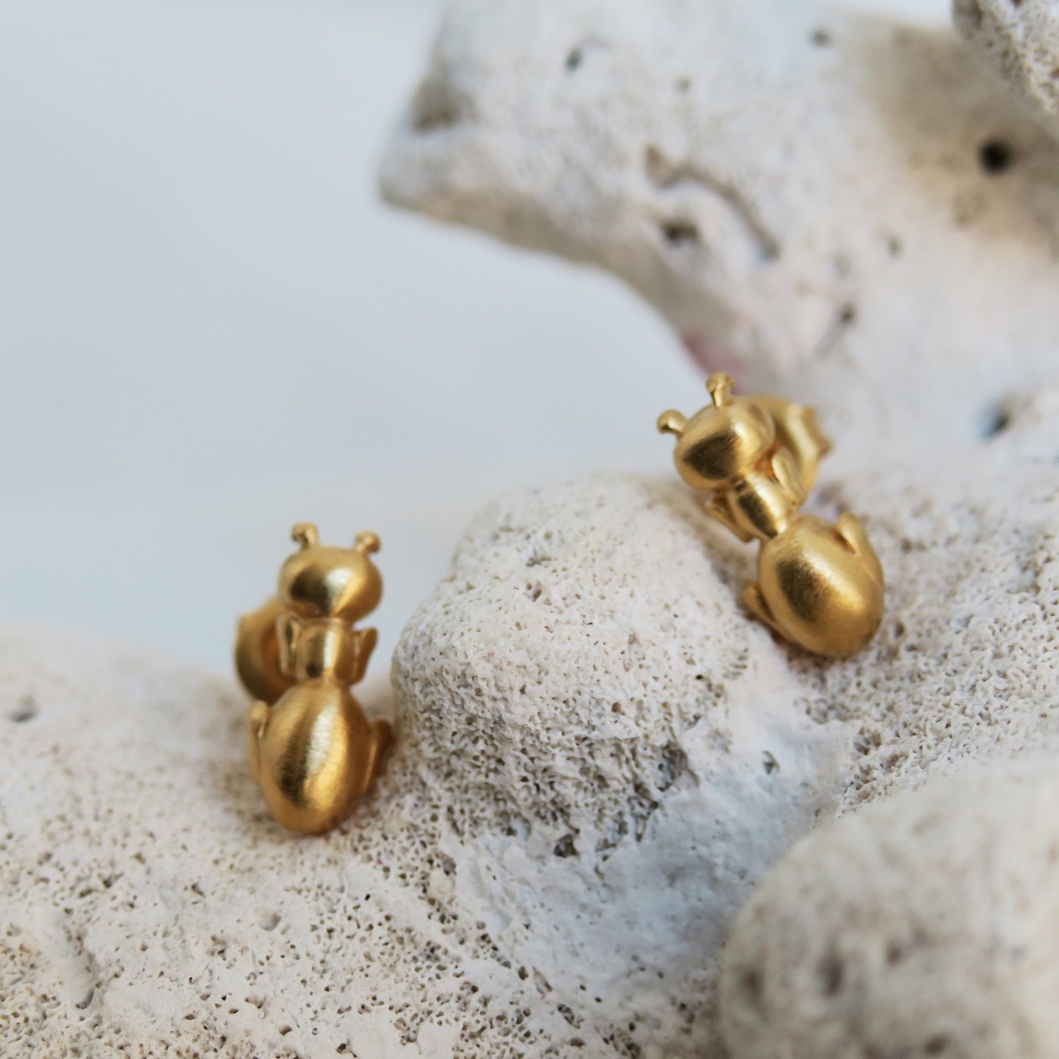 GOLDEN EARRINGS DALÍ, JEWELRY BY JOIDART, ANT 2