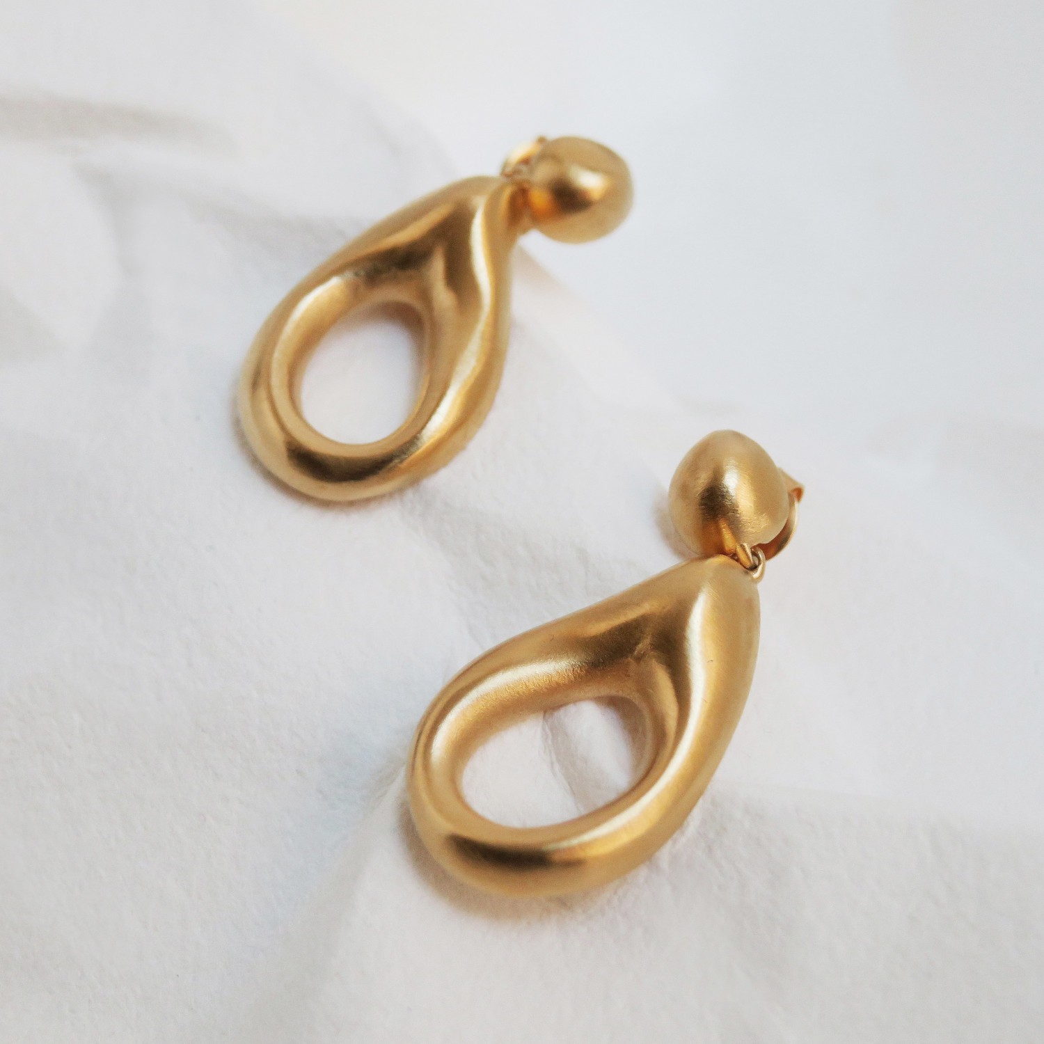 Gold-plated earrings for women Dalí, Jewelry by Joidart Angelus
