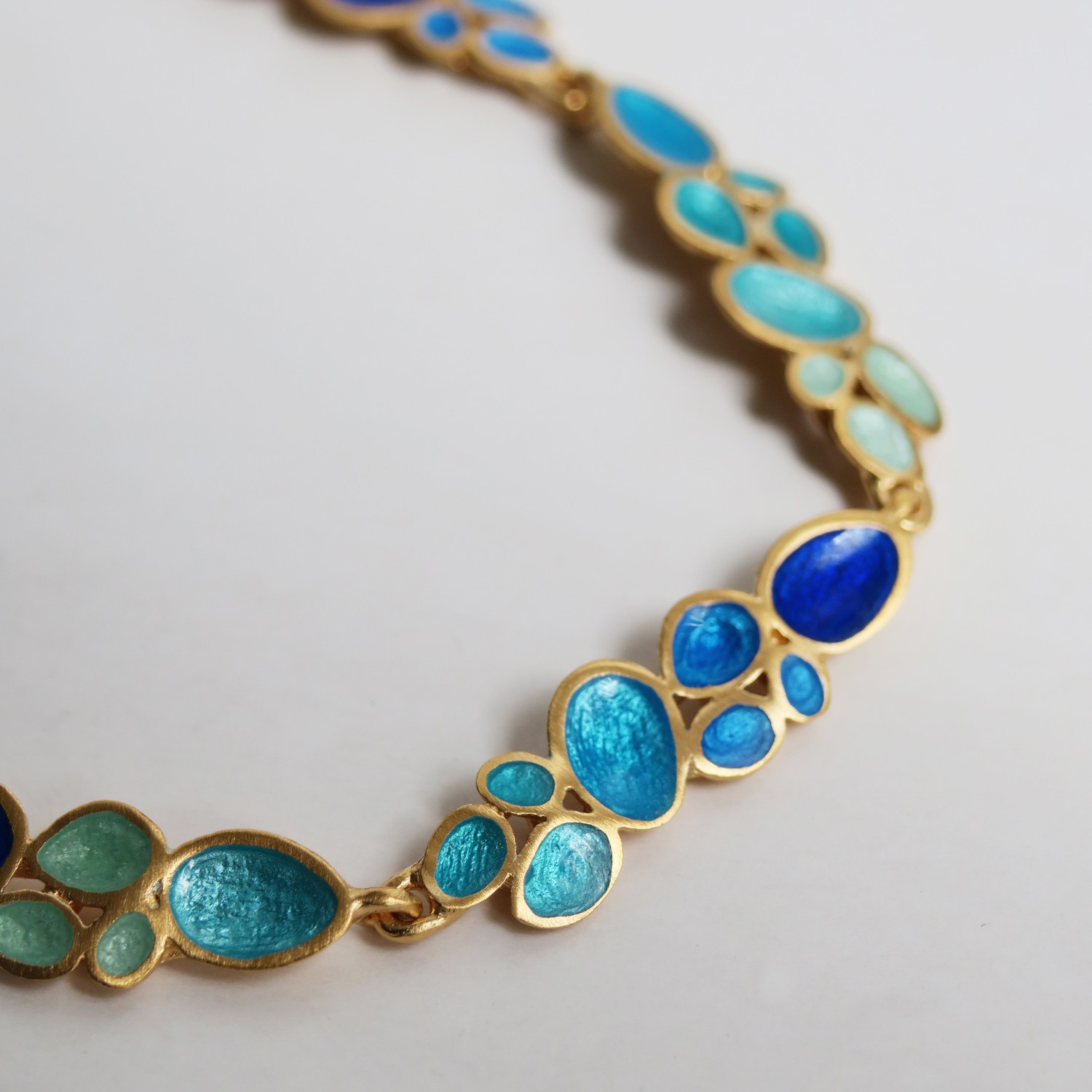 GOLDEN NECKLACE GAUDÍ JEWELRY FRUITS