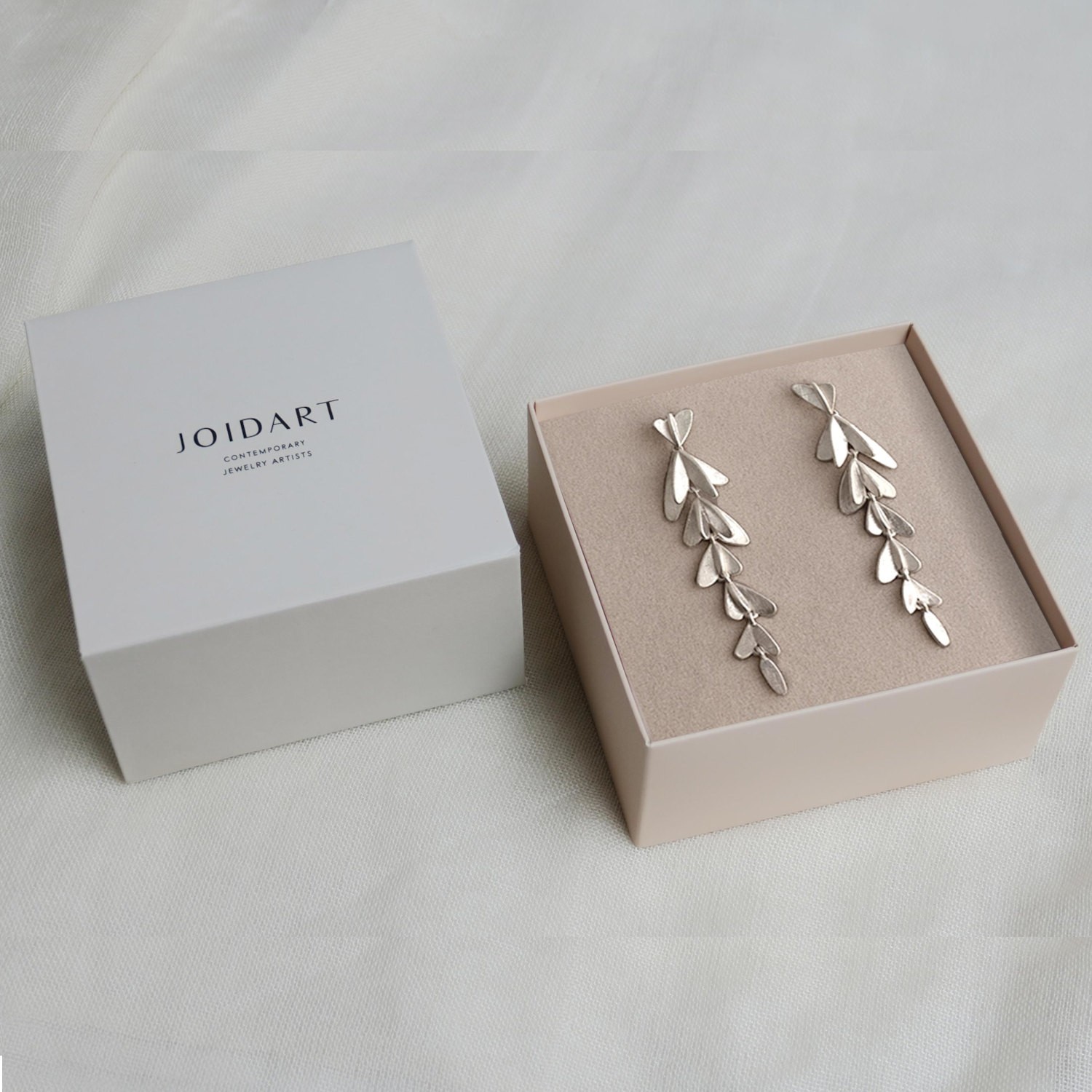 LONG SILVER-PLATED EARRINGS VOL