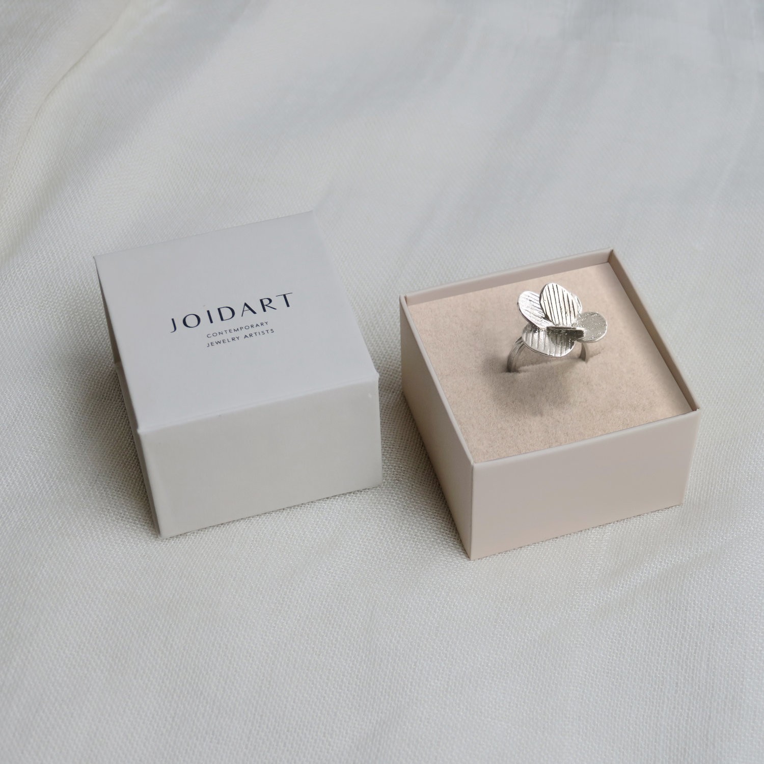ANILLO  PLATEADO PAMPALONIA