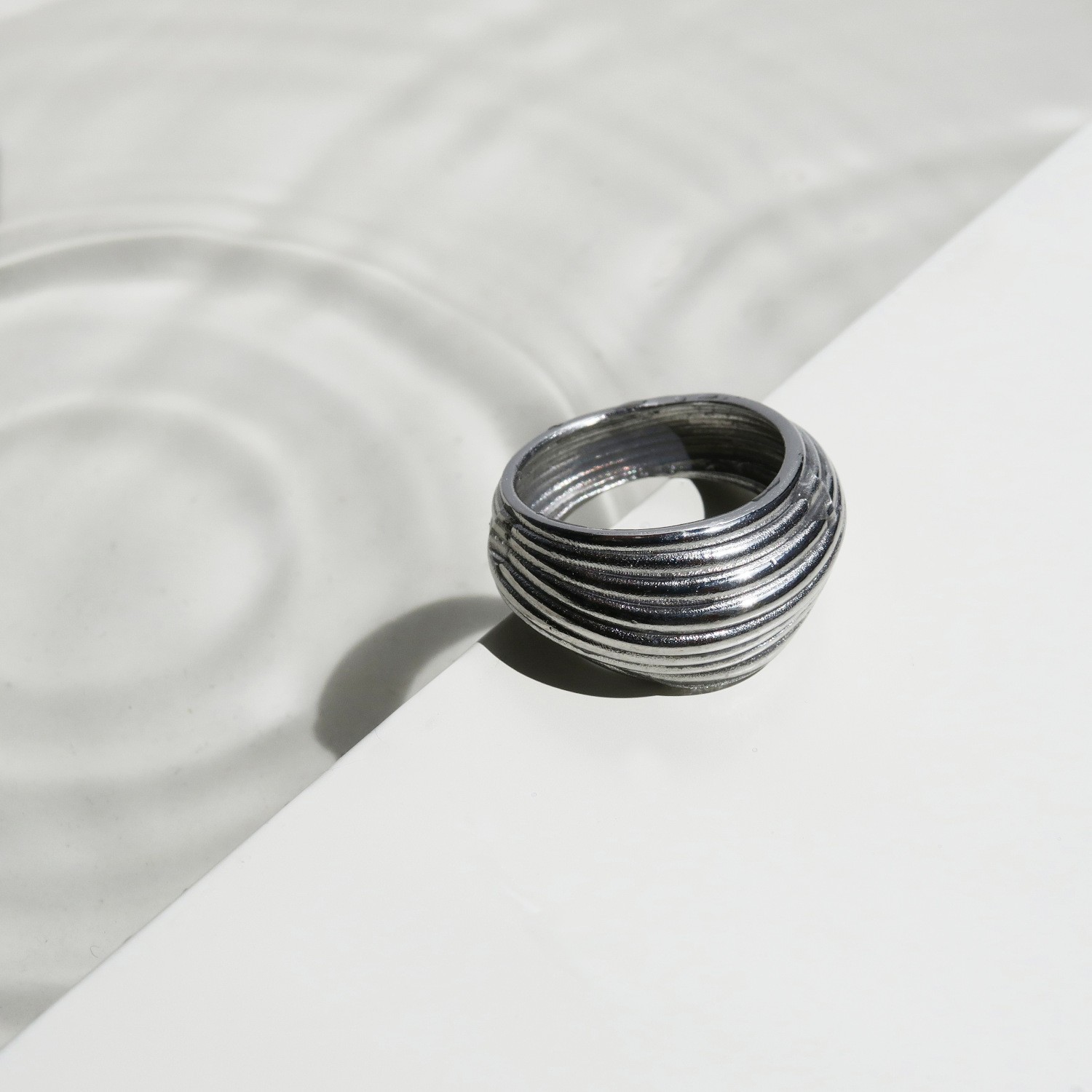 BAGUE EN ARGENT ONARIA