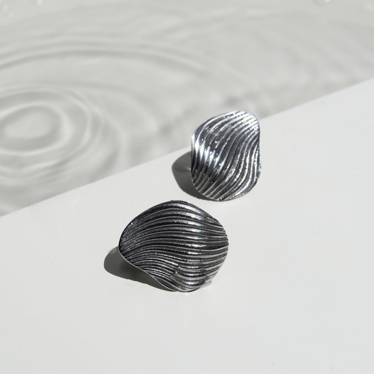 SMALL SILVER-PLATED  EARRINGS ONARIA
