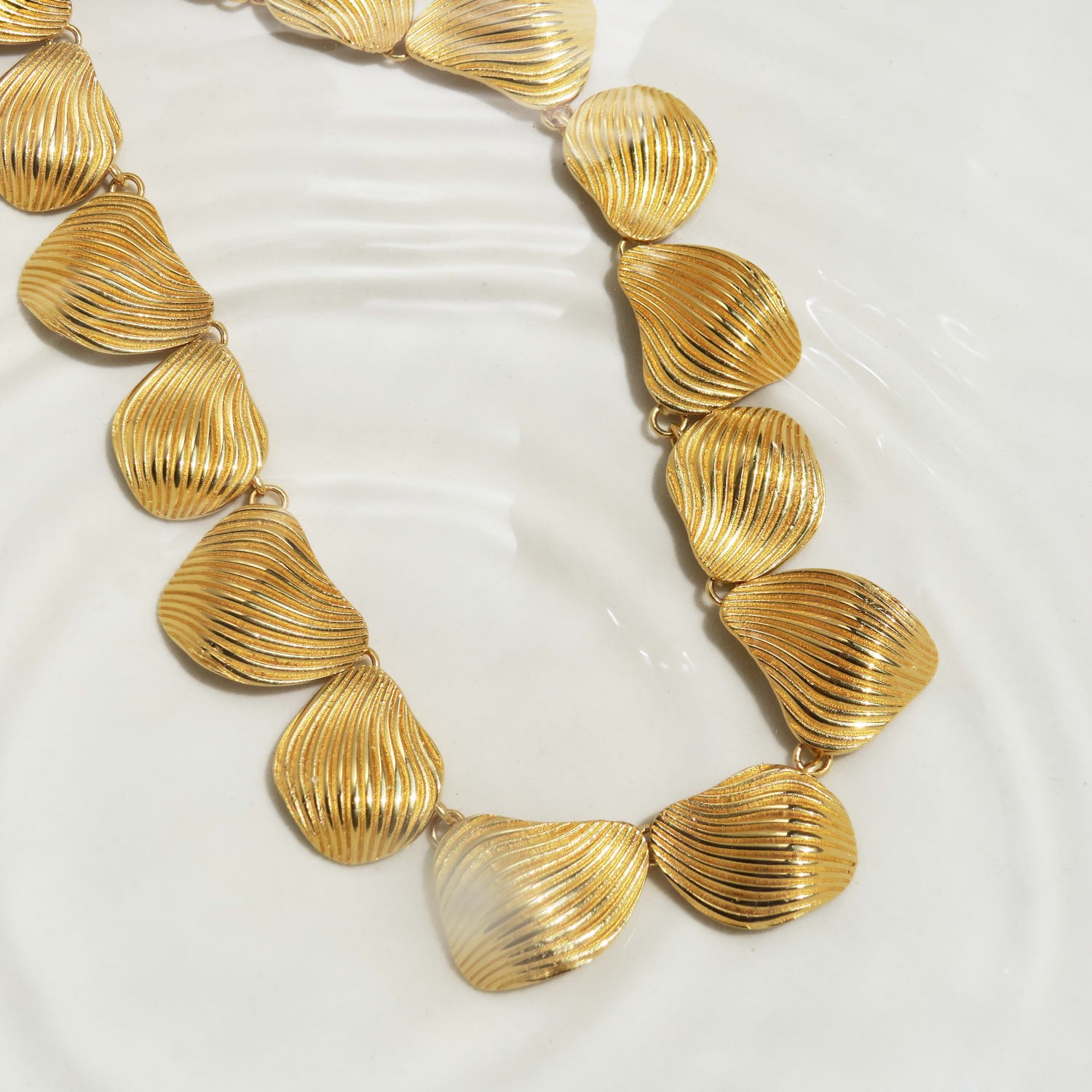 COLLIER DORÉ ONARIA