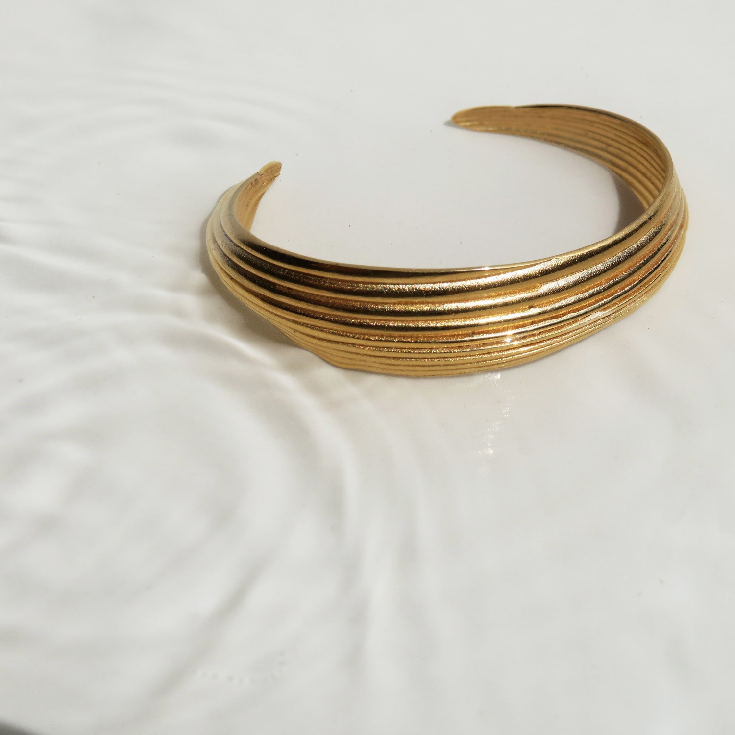 ONARIA GOLDEN BRACELET