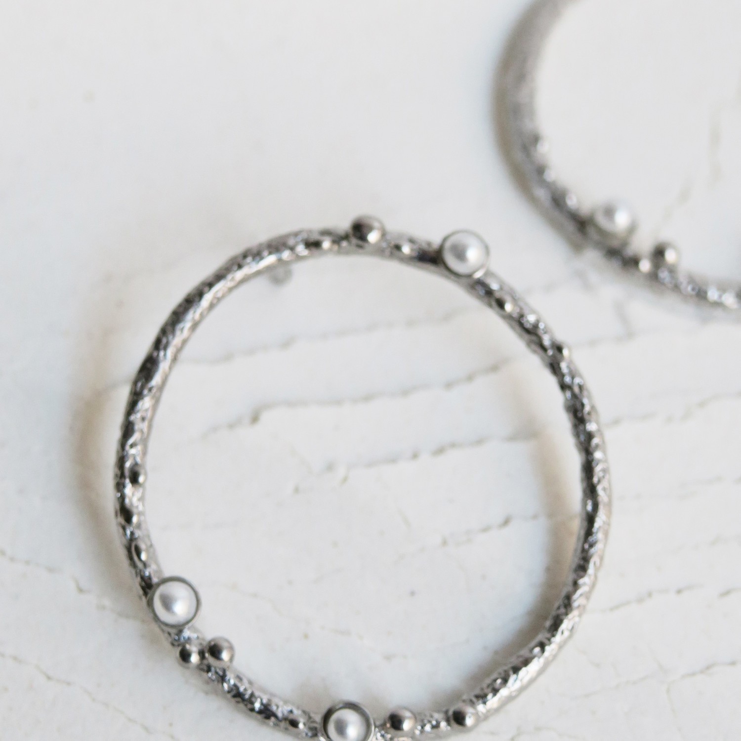 SILVER-PLATED CIRCULAR EARRINGS GUSPIRA 3