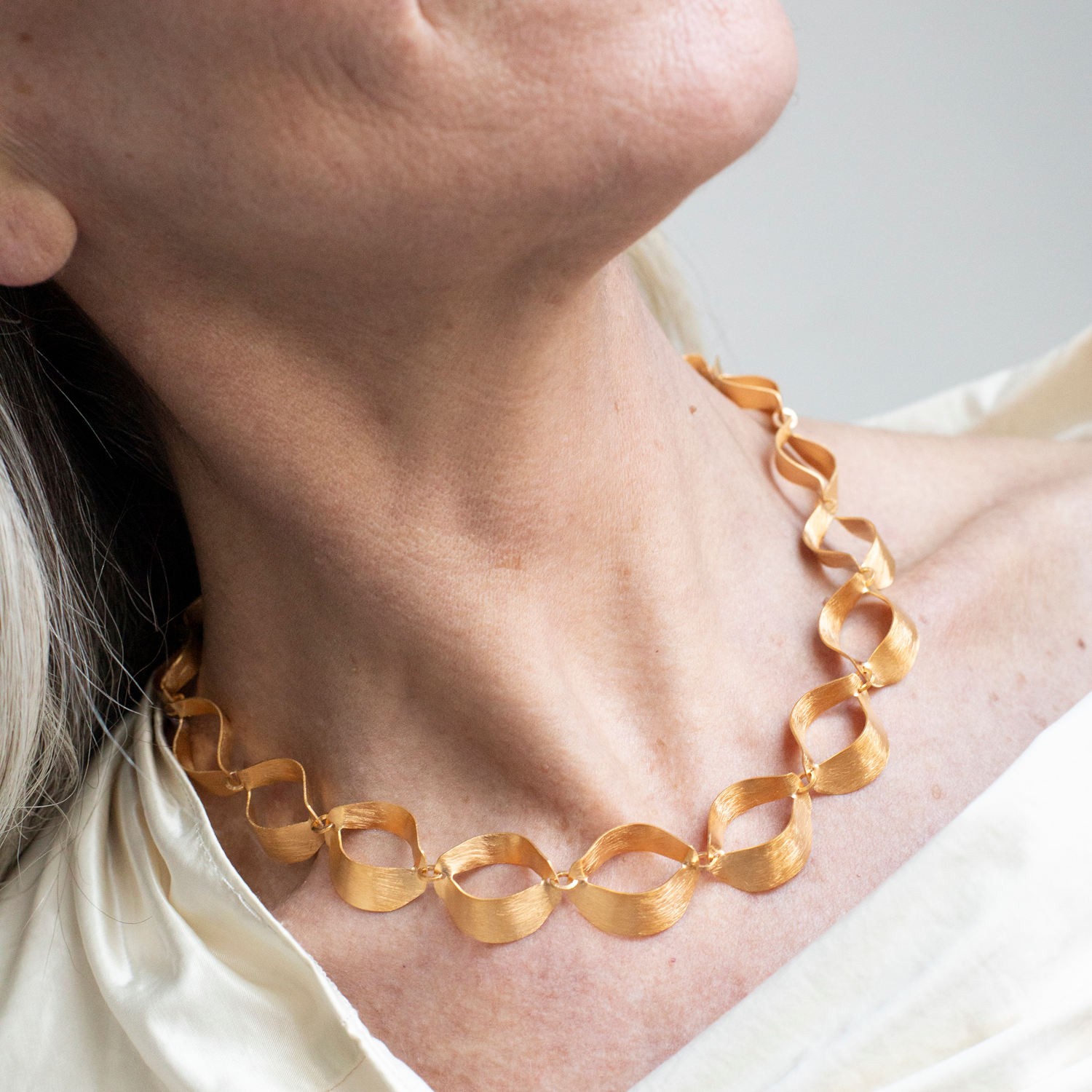 COLLAR DORADO XALUC 1