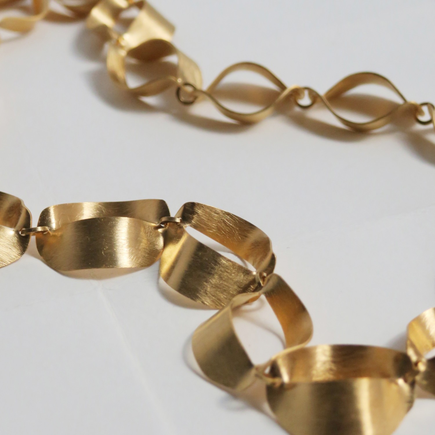 COLLAR DORADO XALUC 3