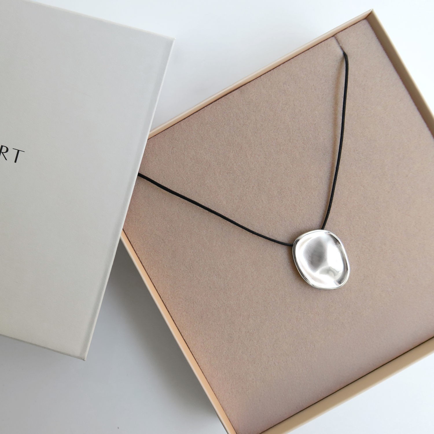 SILVER-PLATED NECKLACE CALA 4