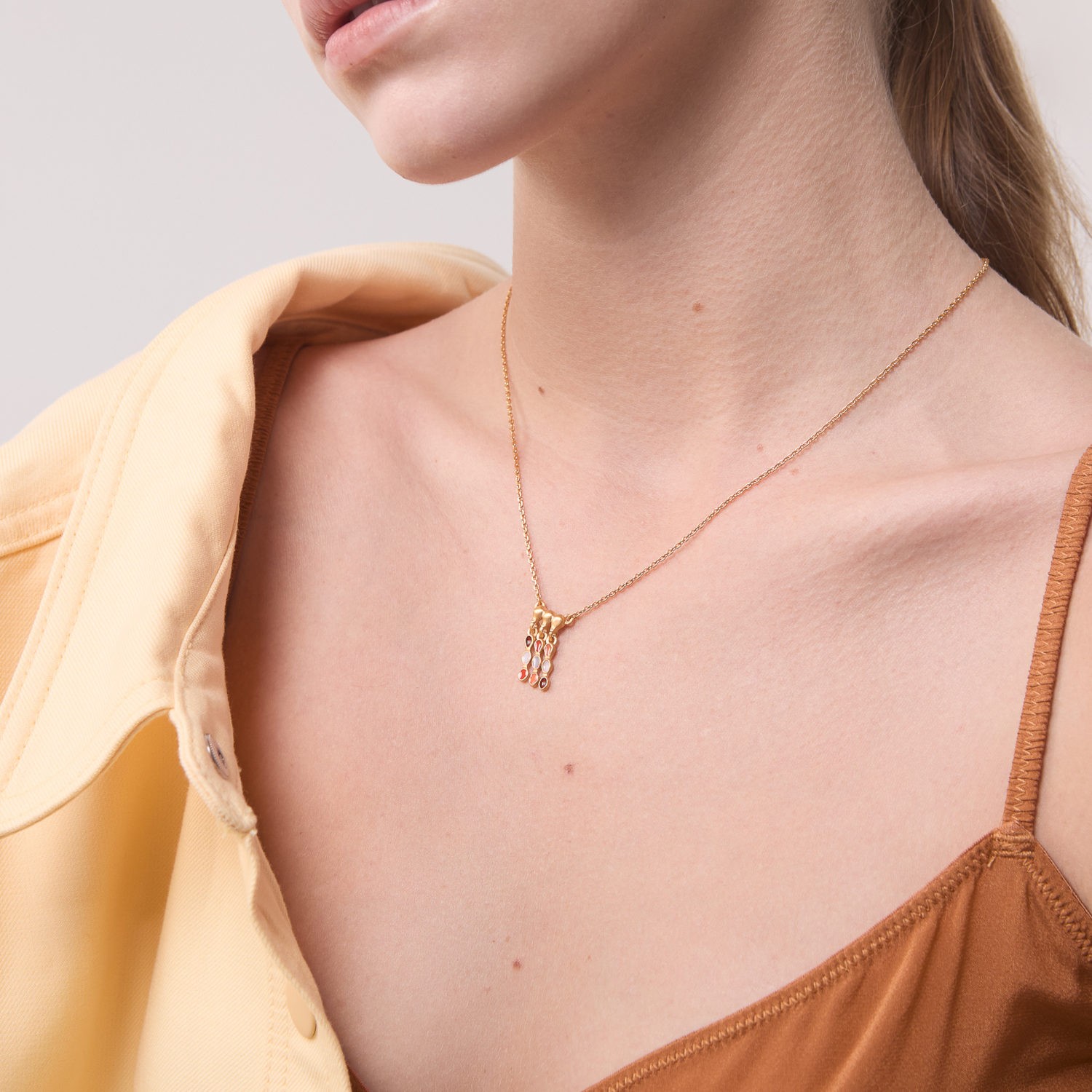 SMALL GOLDEN NECKLACE AUBE 2
