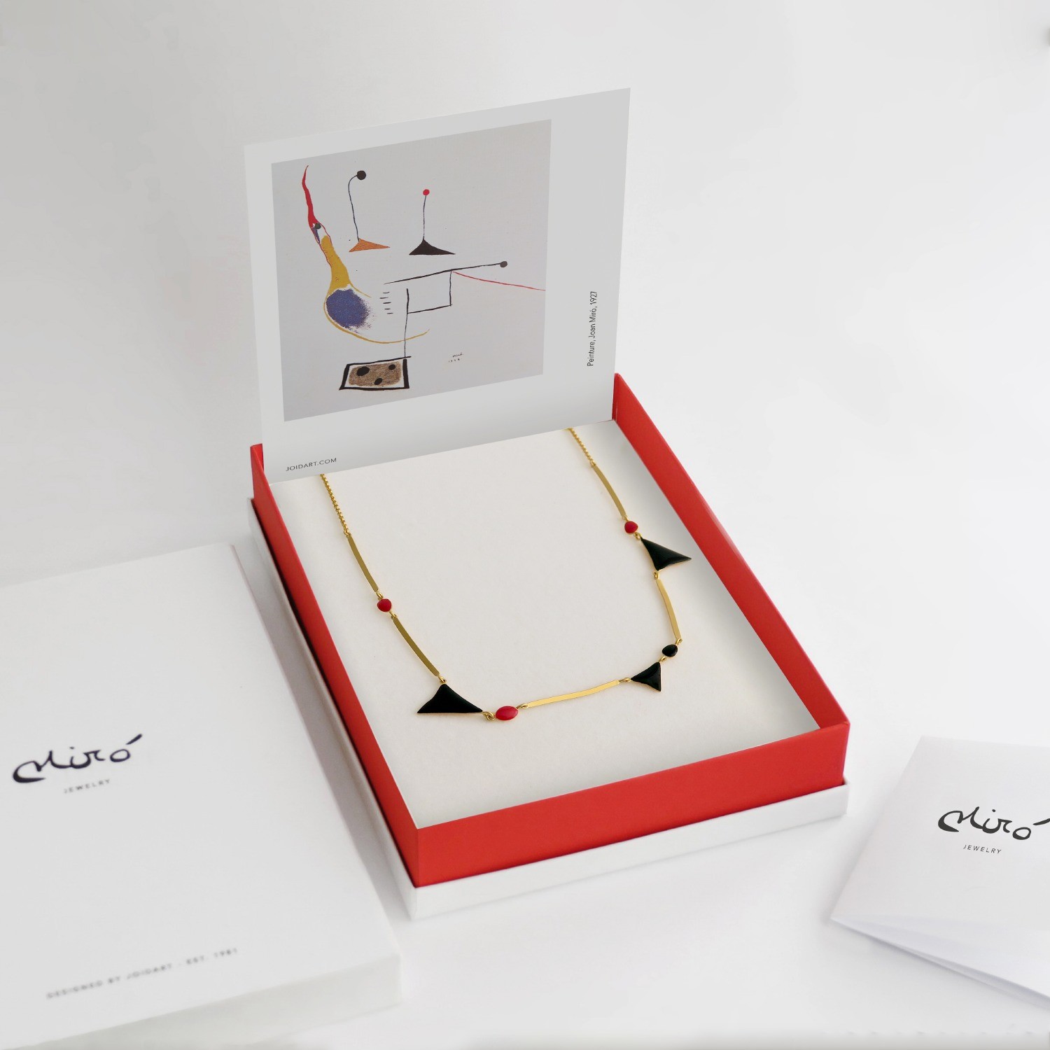 COLLARET DAURAT MIRÓ JEWELRY TRIANGLES