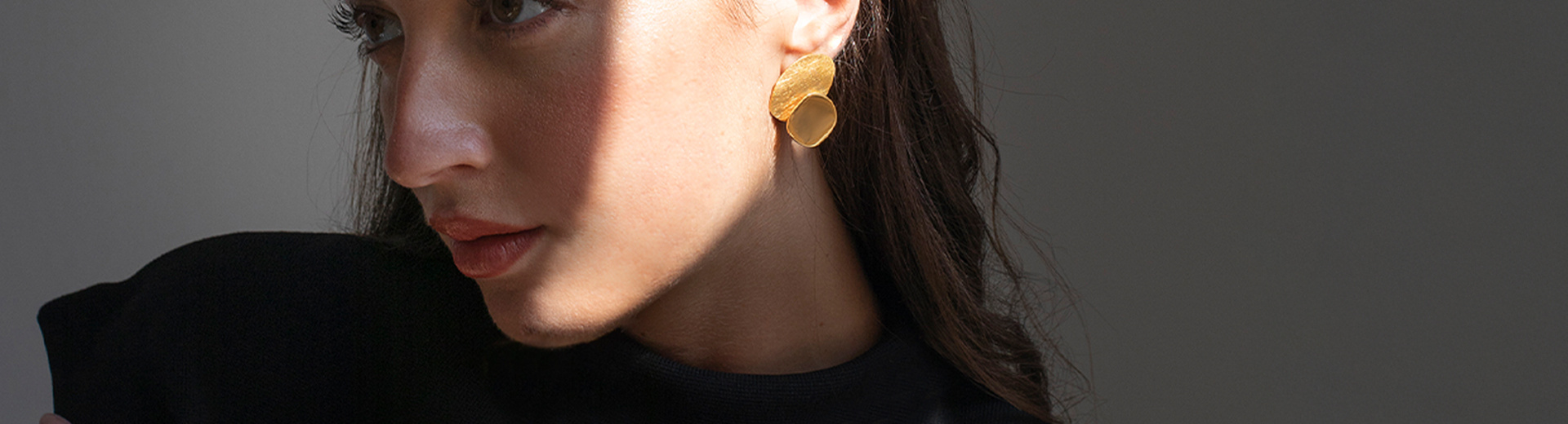 Imperfectly shaped jewelry from the ECLIPSE collection Joidart